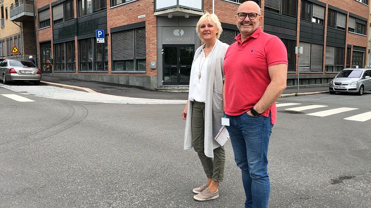 Etablererveiledningens Lisbeth Torkildsen er på plass på Kontorhuset. I august skal hun være med på Hakon Lærums åpning av Gründerhuset. 