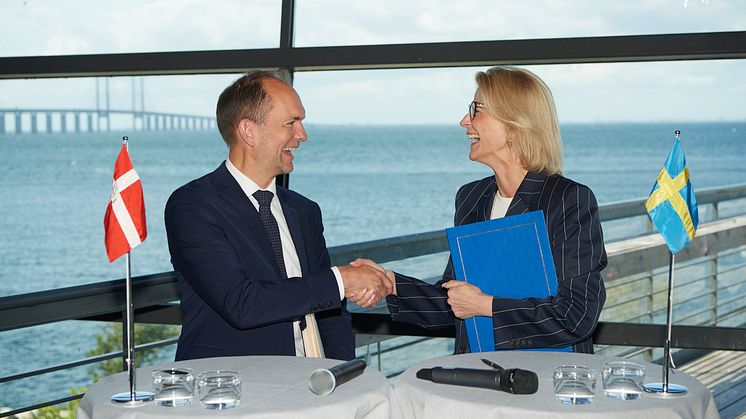 Ministrar signerade Öresundsavtalet mellan Sverige och Danmark 