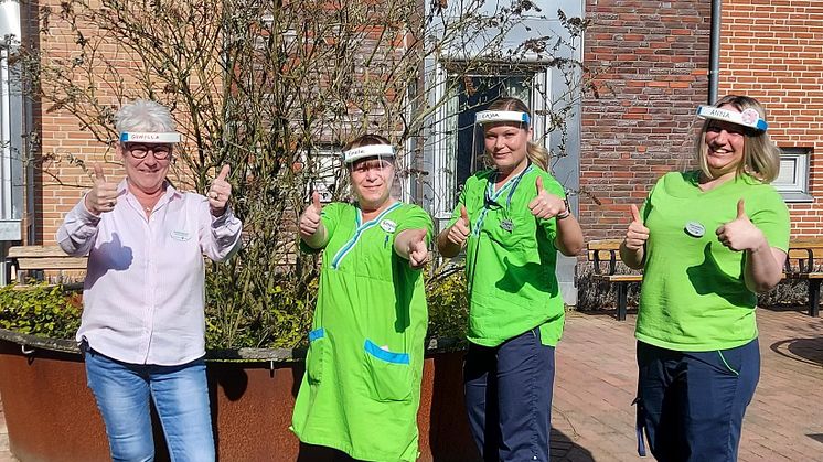 Några av våra medarbetare på Förenade Care Väpnaren. Fr.v. Gunilla Sjunner, verksamhetschef. Emelie Andersson, undersköterska. Cajsa Mårtensson, undersköterska och Anna Petersen Lundberg, sjuksköterska.