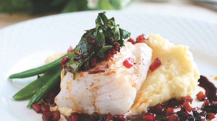 Genussvolles Dreiländereck_Skrei im Ofen gebacken mit Chorizo und Kartoffelpüree