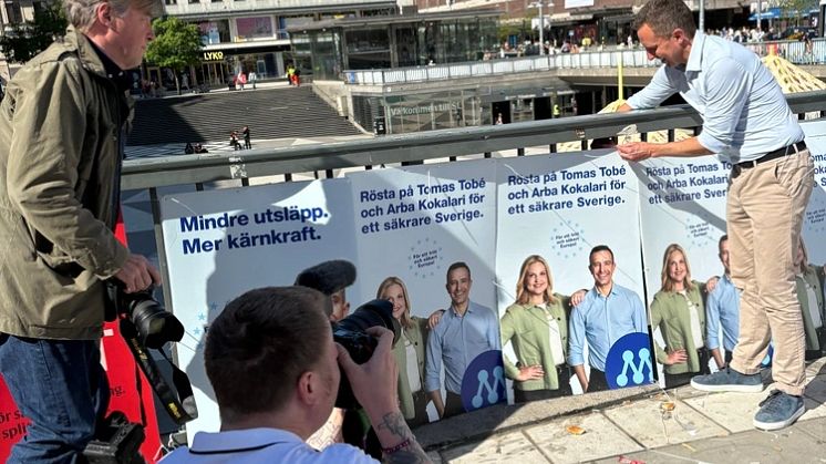 Tobé vid Sergels torg inför EU-valet 2024..webp