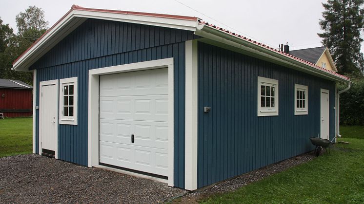 Blått enkelgarage från Lövångers Bygg