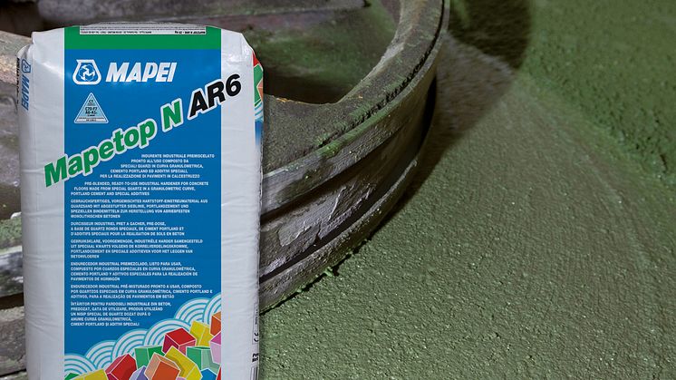Mapetop N AR6 - Dry-Shake hårdbetong