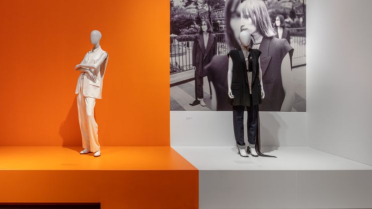 Installationsbild från utställningen Margiela, åren med Hermès