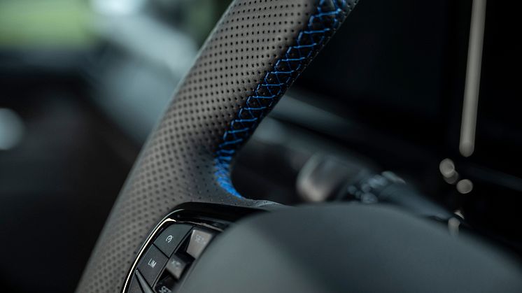 TRANSIT_CUSTOM_MS-RT_INTERIOR_DETAIL_02