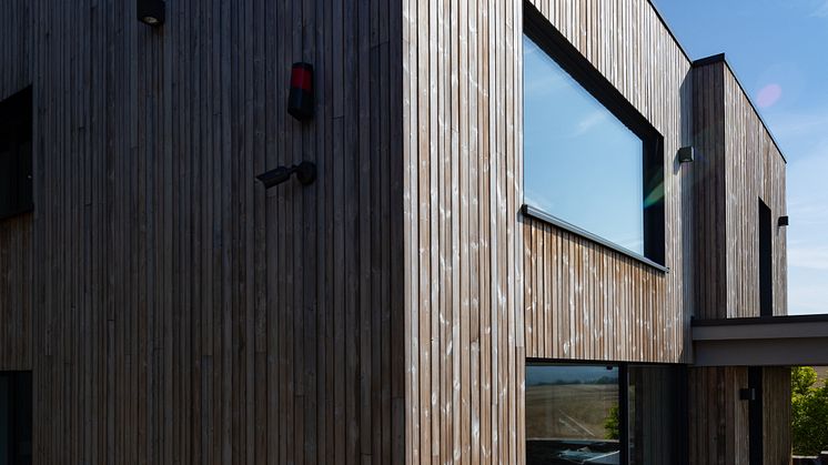 Charakterstark & langlebig: Fassade aus Kebony Character