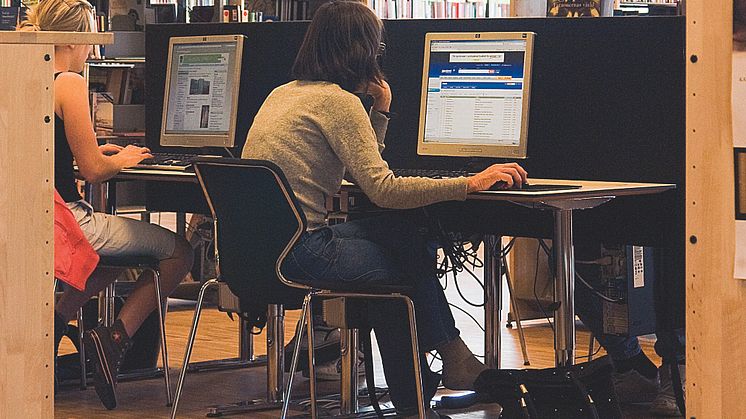 Sunne blir Sveriges första digitalt framtidssäkrade kommun 2019. I projektet Mer digital vill kommunen i samverkan med Telia motverka digitalt utanförskap.