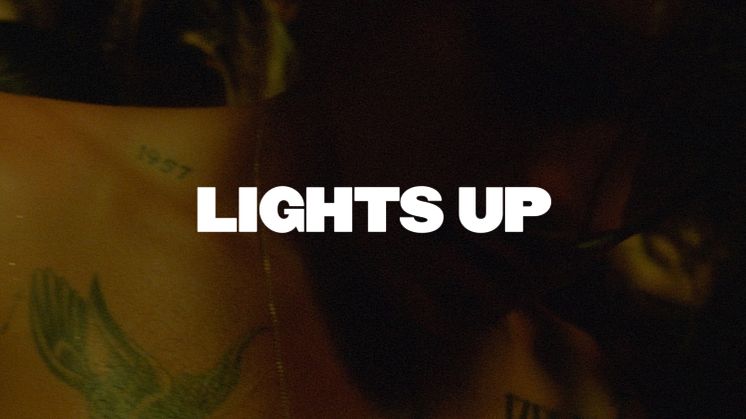 Världspremiär: Harry Styles släpper "Lights Up" idag