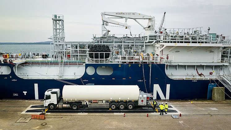 article_ship-to-truck_main-900x