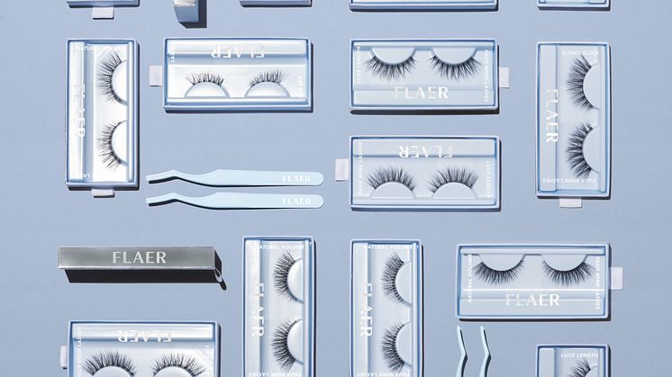 All eyes on you! Storfavoriten för makeupverktyg FLAER lanserar en kollektion med lösögonfransar