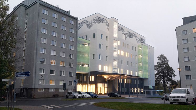 KYS_Psykiatriatalo_näkymä_Kaarisairaalaan3_kuva KYS Psykiatriatalo.jpg