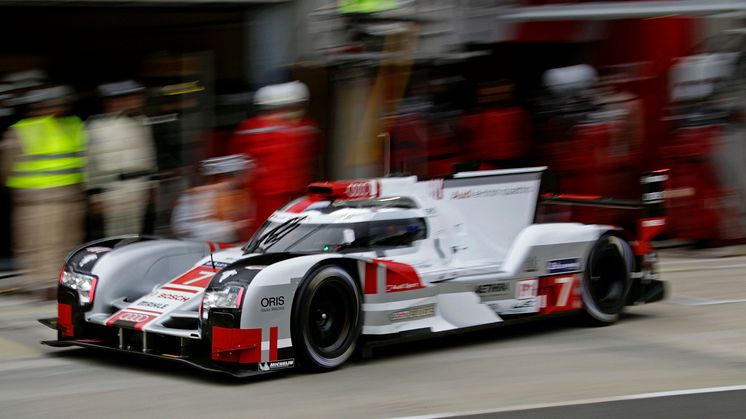 Audi R18 e-tron quattro #7 (Audi Sport Team Joest), Marcel Fässler, André Lotterer, Benoît Tréluyer