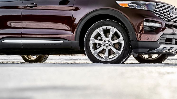 19-Ford-Explorer-Platinum