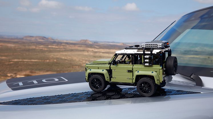 Lego defender