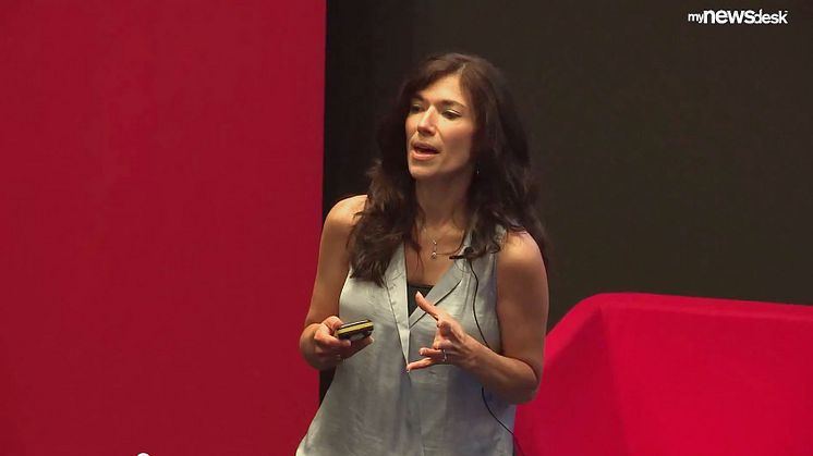 What is the Future of Communications? PR 2.0 by Deirdre Breakenridge I #FutureComms14