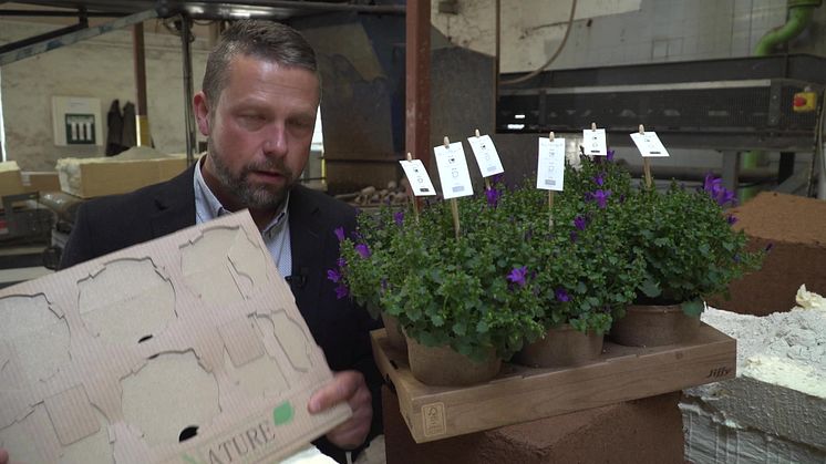 Video: Orgnisk nedbrydelige blomsterpotter fra Jiffy får ny bæredygtig emballage