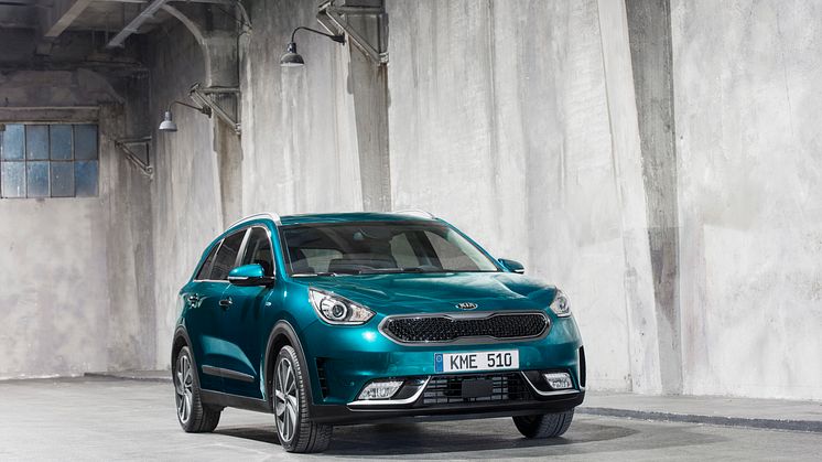 KIA er klar med tre premierer i Geneve