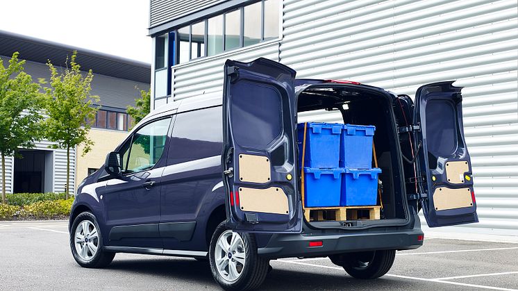 FORD TRANSIT CONNECT - 3