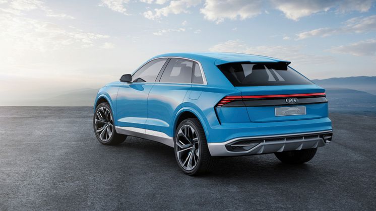 Audi Q8 concept i bombay blue