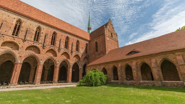 Mit der App kann man auf Schatzsuche in Kloster Chorin gehen. Foto: TMB-Fotoarchiv/Steffen Lehmann. 