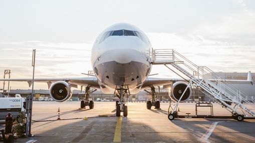 Weltpremiere für digitale Gefahrgutdeklaration in Frankfurt