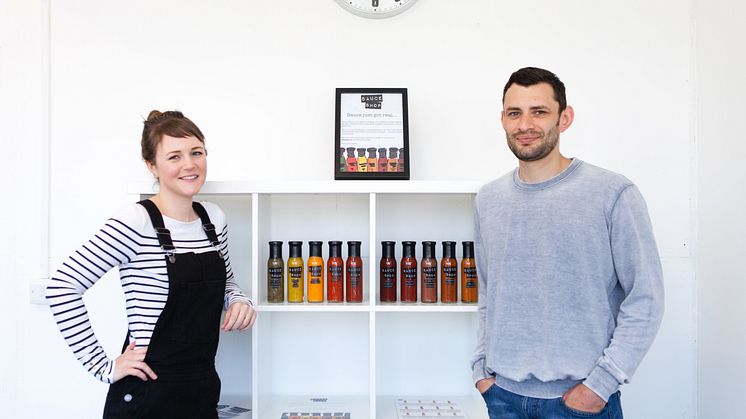Pam och James är Sauce Shop