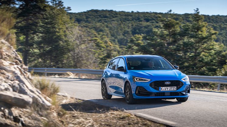 2024_FORD_FOCUS-ST_18.jpg