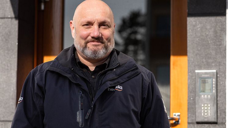 Fastighetsägarna Hembla tryggar Järvaområdet med passersystem från SafeTeam 