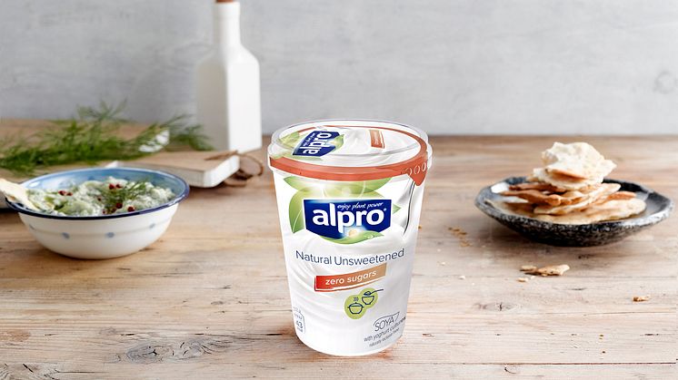 Endelig lanserer vi et plantebasert alternativ til matyoghurt – helt uten tilsatt sukker