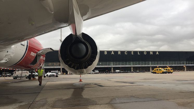 Barcelona da hoy la bienvenida al Dreamliner de Norwegian