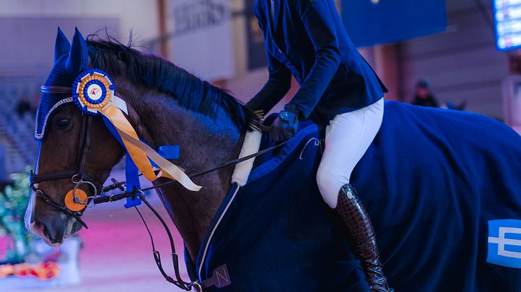 Finalseger för Josefin Fransson och Secret Love i Equality Line Rising Star Diamond 
