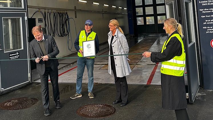 Åpningen av Storbilvask 24/7
