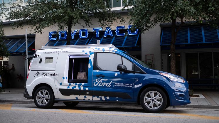 Selvkørende Ford Transit Connect
