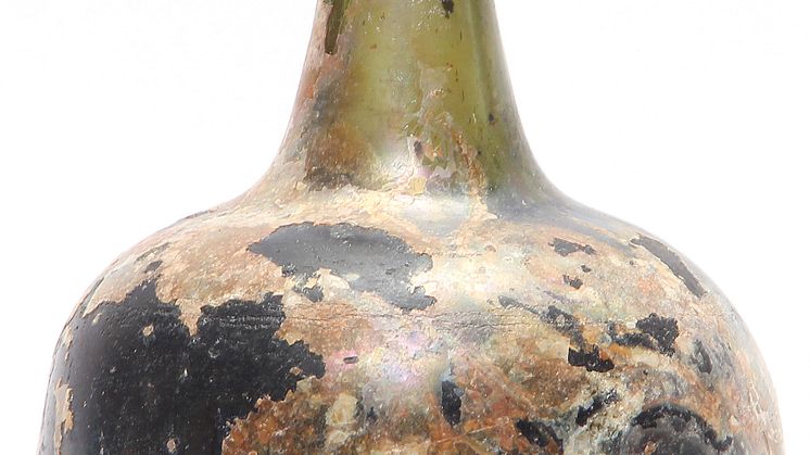 1 bt. Shipwreck Wine