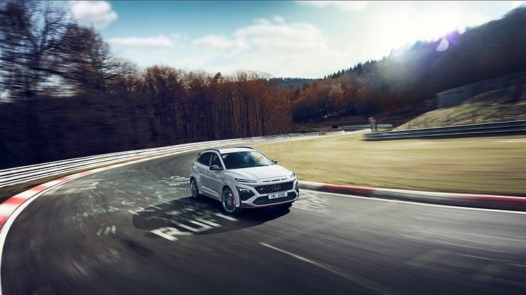 Hyundai lägger i N-växeln med helt  nya KONA N – en äkta ”Hot SUV”