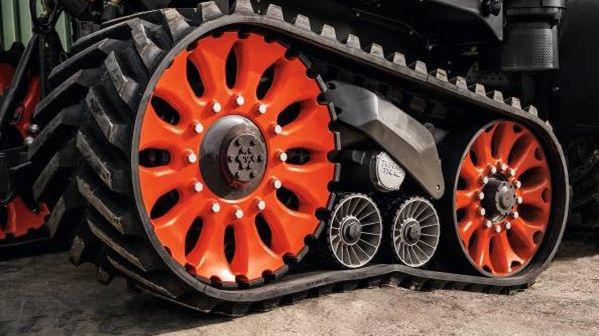 2019 AXION TERRA TRAC goes into series production_2