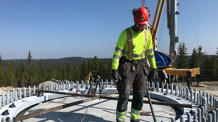 I detta projekt har totalt nio fundament gjutits med Sikagrout®-3500 WP