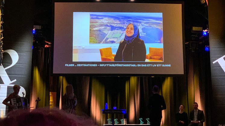 Filmserien En dag ett liv ett Sunne fick silver av juryn vid utdelningen av Svenska Publishingpriset 5 november. Sista delen i serien är gjord av Pär Englund i en filmtävling i Sunne som nu är avgjord.