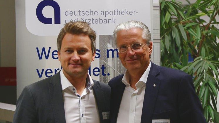 (V.l.n..r.) Prof. Dr. David Matusiewicz und Prof. Dr. Jochen A. Werner 