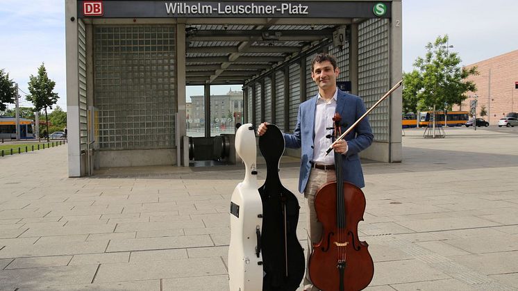 Dale Henderson in der Leipziger City am Wilhelm-Leuschner-Platz
