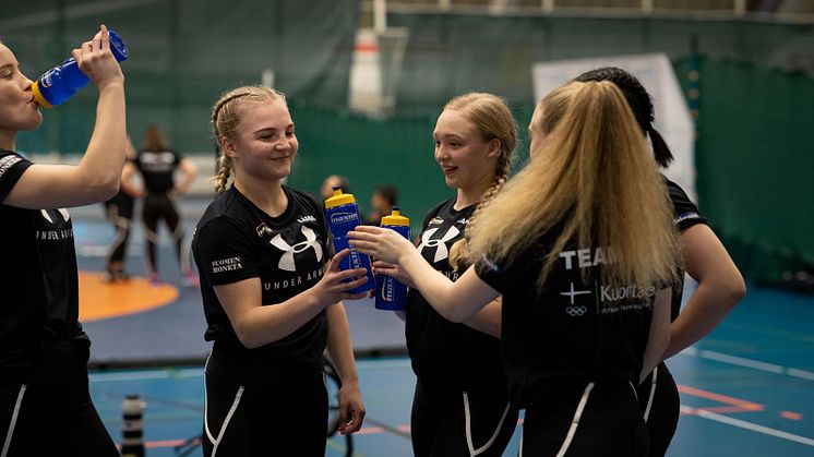 Petra Olli Junior Team 2.jpg