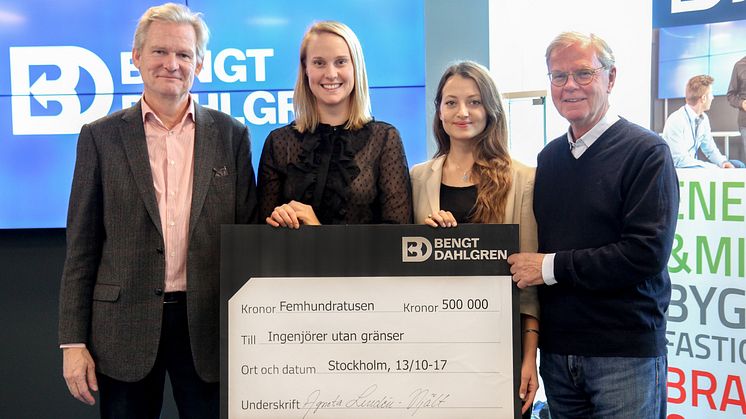 Lars Kjellgren-VD Bengt Dahlgren Stockholm AB, Stina Efraimsson-Marknadskoordinator Bengt Dahlgren samt Amanda Lindén Guiñez och Jan Byfors från Ingenjörer utan gränser.