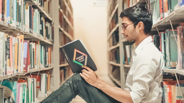 Die Prüfungsphase steht praktisch vor der Tür und der letzte Lernstoff muss schnell ins Hirn? Wir haben 7 Last-Minute-Tipps!