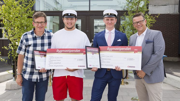 Stolta Bygmastipendiater på Dragonskolan i Umeå
