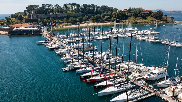 Super 52 marina
