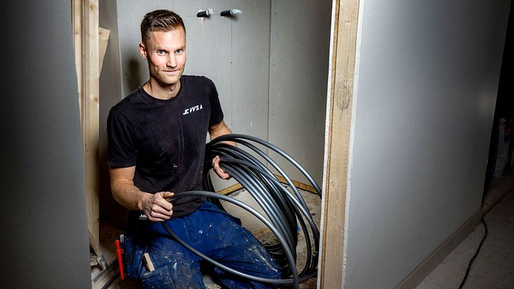 Jonas Carlsson på JC VVS färdigställer sitt eget hus i skånska Höör med golvvärme från TECE. 