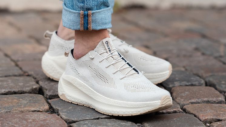 I vår släpper Icebug flera nyheter, bland annat Aura ReWool RB9X – en perfekt promenadsko för sommaren, med lätt och luftig överdel och maximal komfort.
