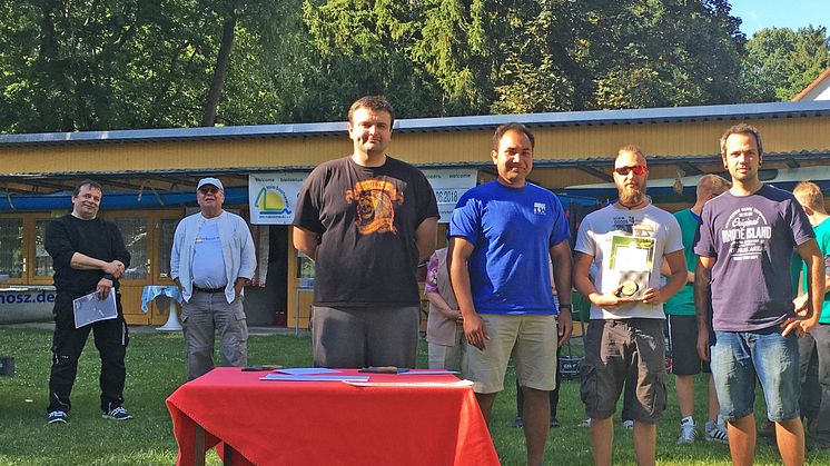 So sehen Sieger aus: Grigori Gau, Md Jewel Samsuddoha, Christopher Brüllke und  Tobias Reichelt (v.l.).