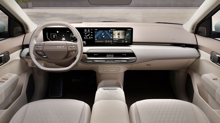 kia-ev4-sedane-baseline-int-static-print-3600x2400-4.jpg