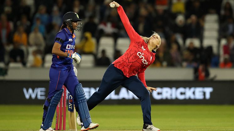 Sarah Glenn took 4-24. Photo: Getty Images